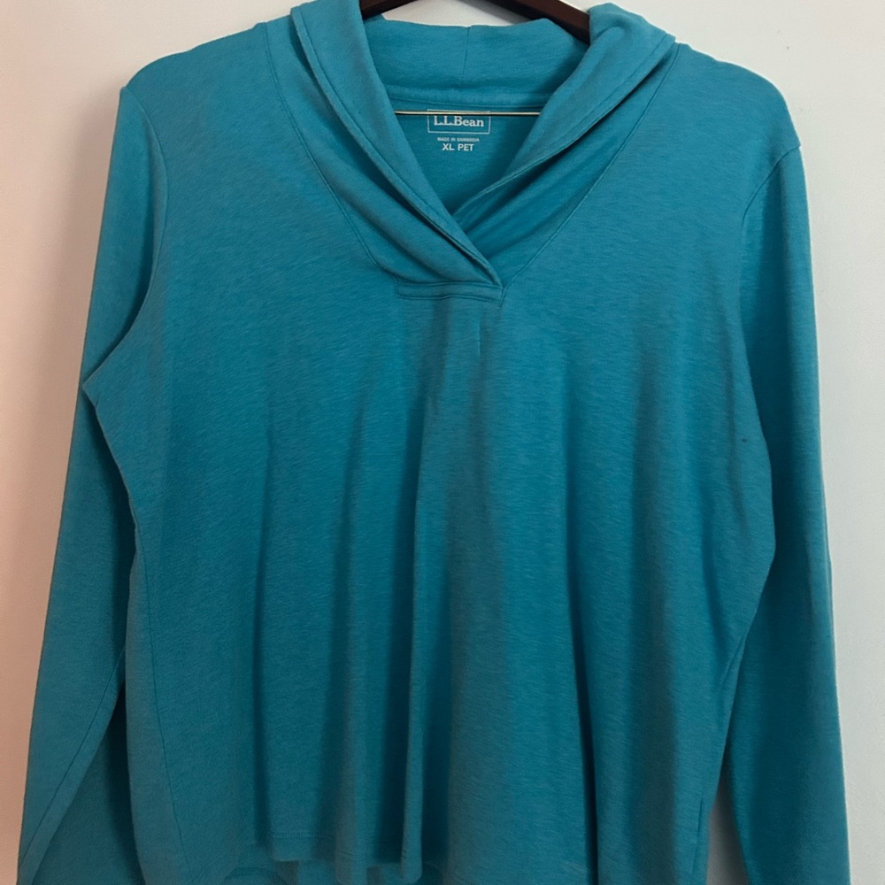 L.L. Bean Women's Teal Long Sleeve Top